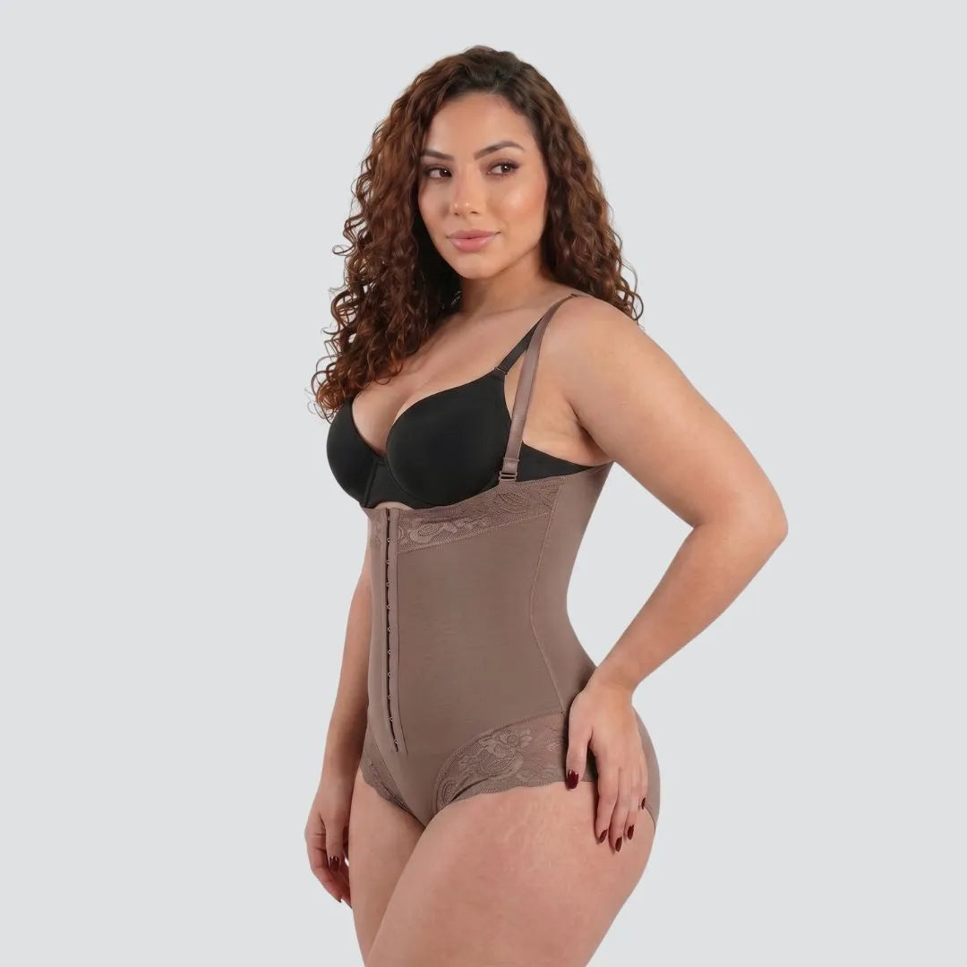 FAJA BODY STRAPLESS CON ENCAJE SILICONADA